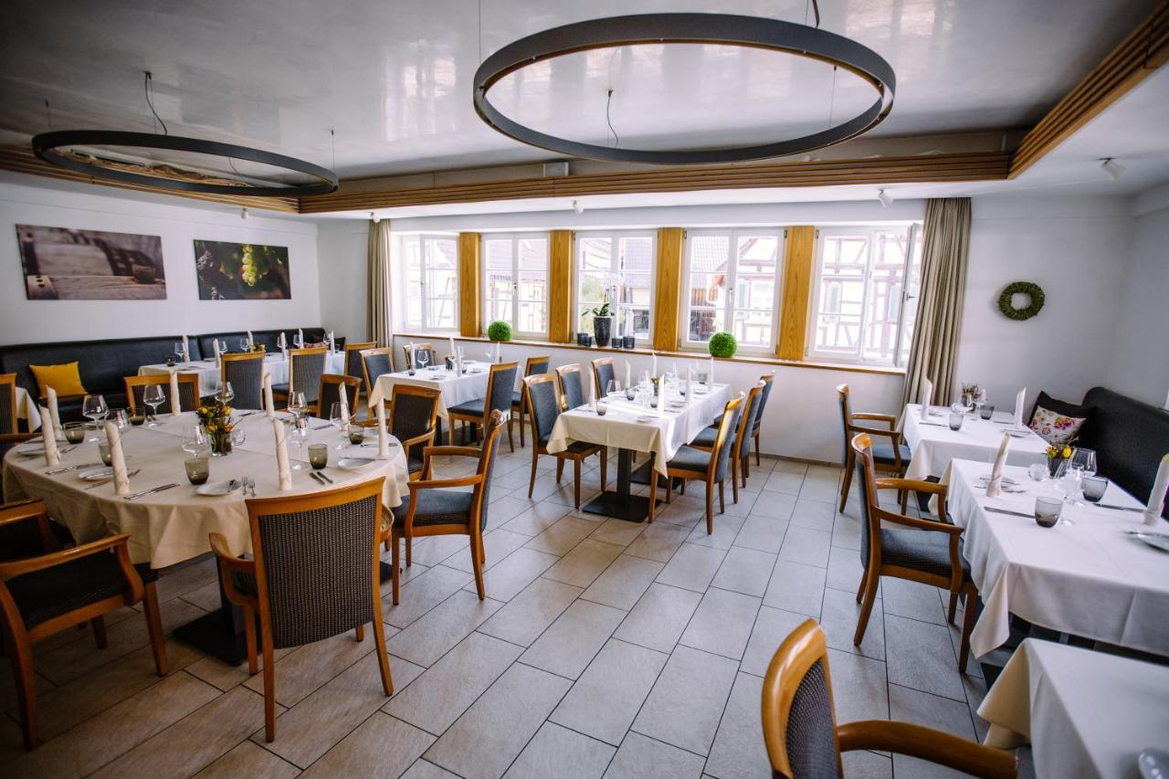 Hotel Restaurant Lamm Rosswag Vaihingen an der Enz Exterior foto